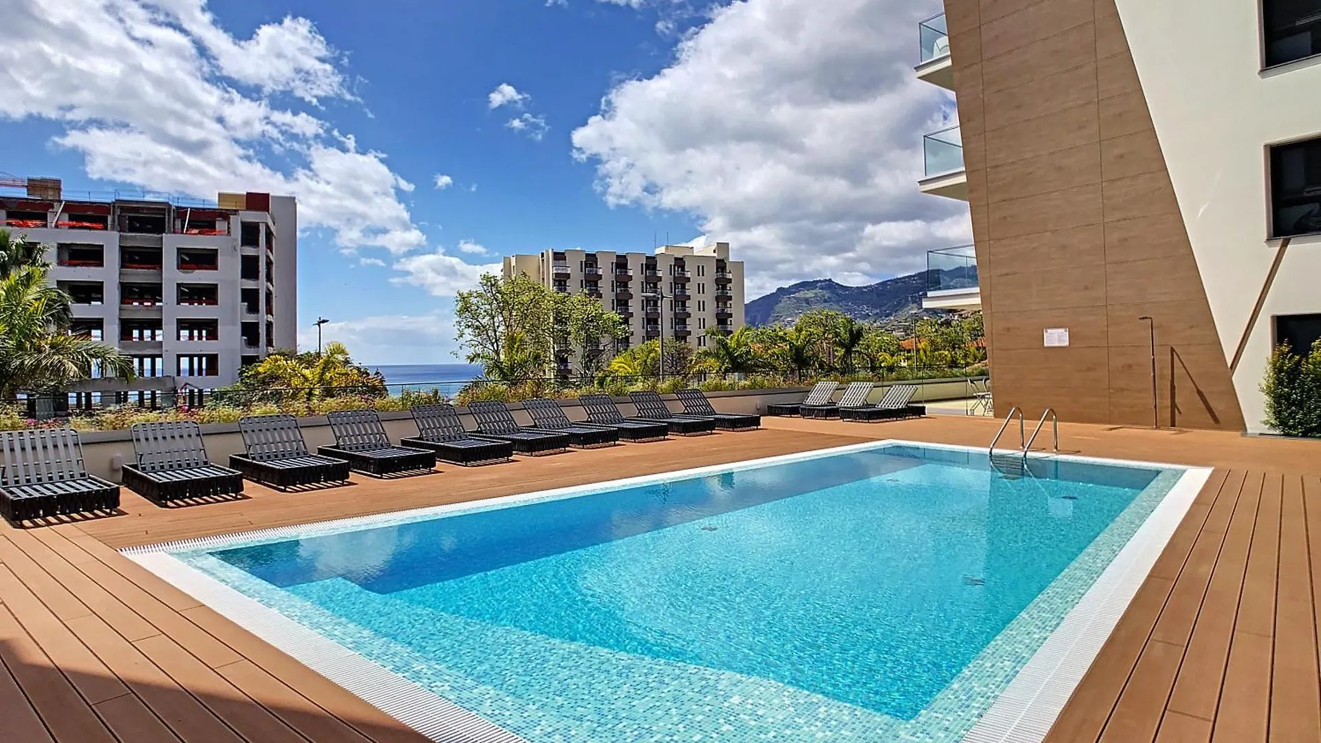 Skyview Penthouse Apartment By Mhm Funchal