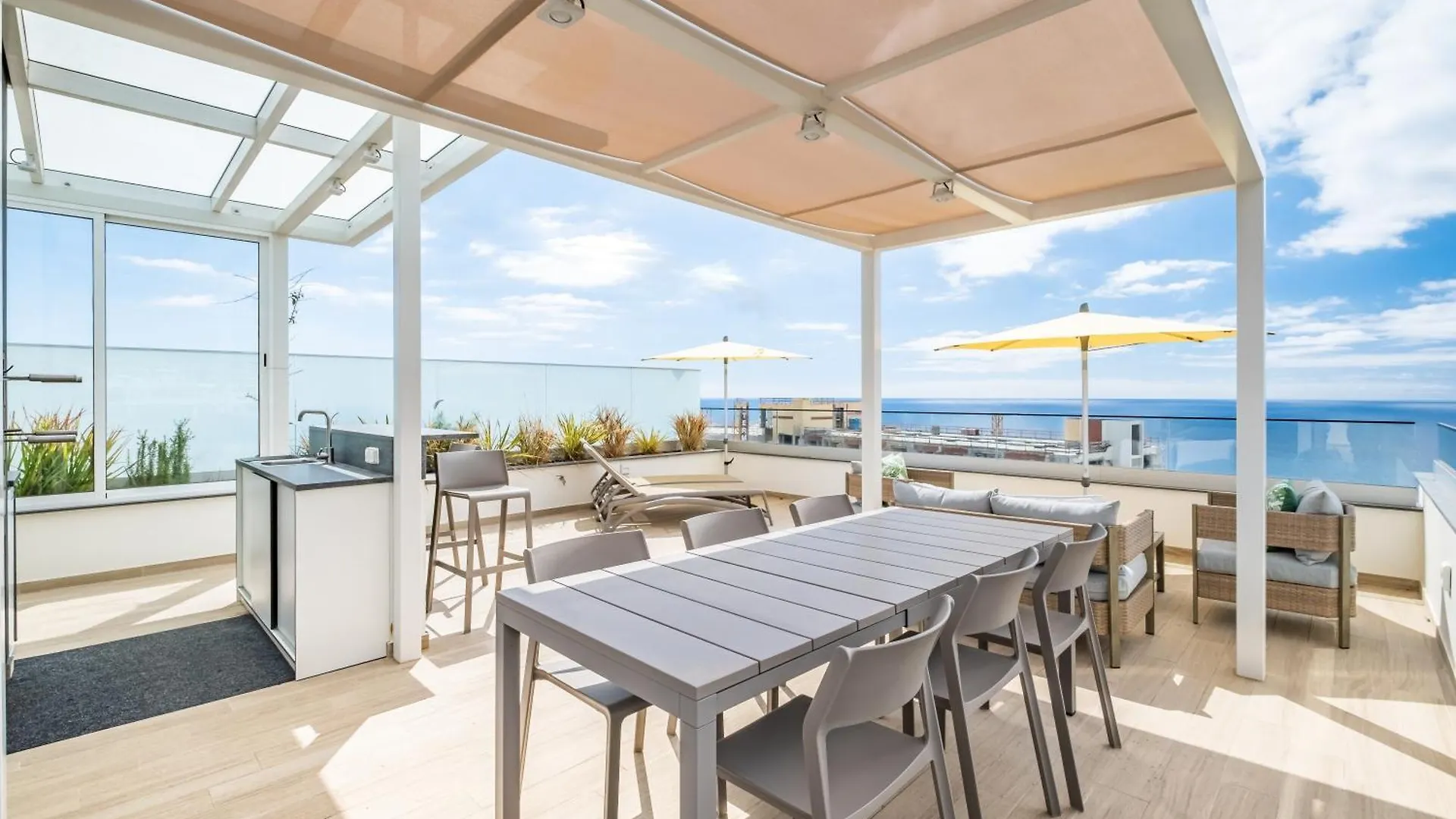 Skyview Penthouse Apartment By Mhm Funchal