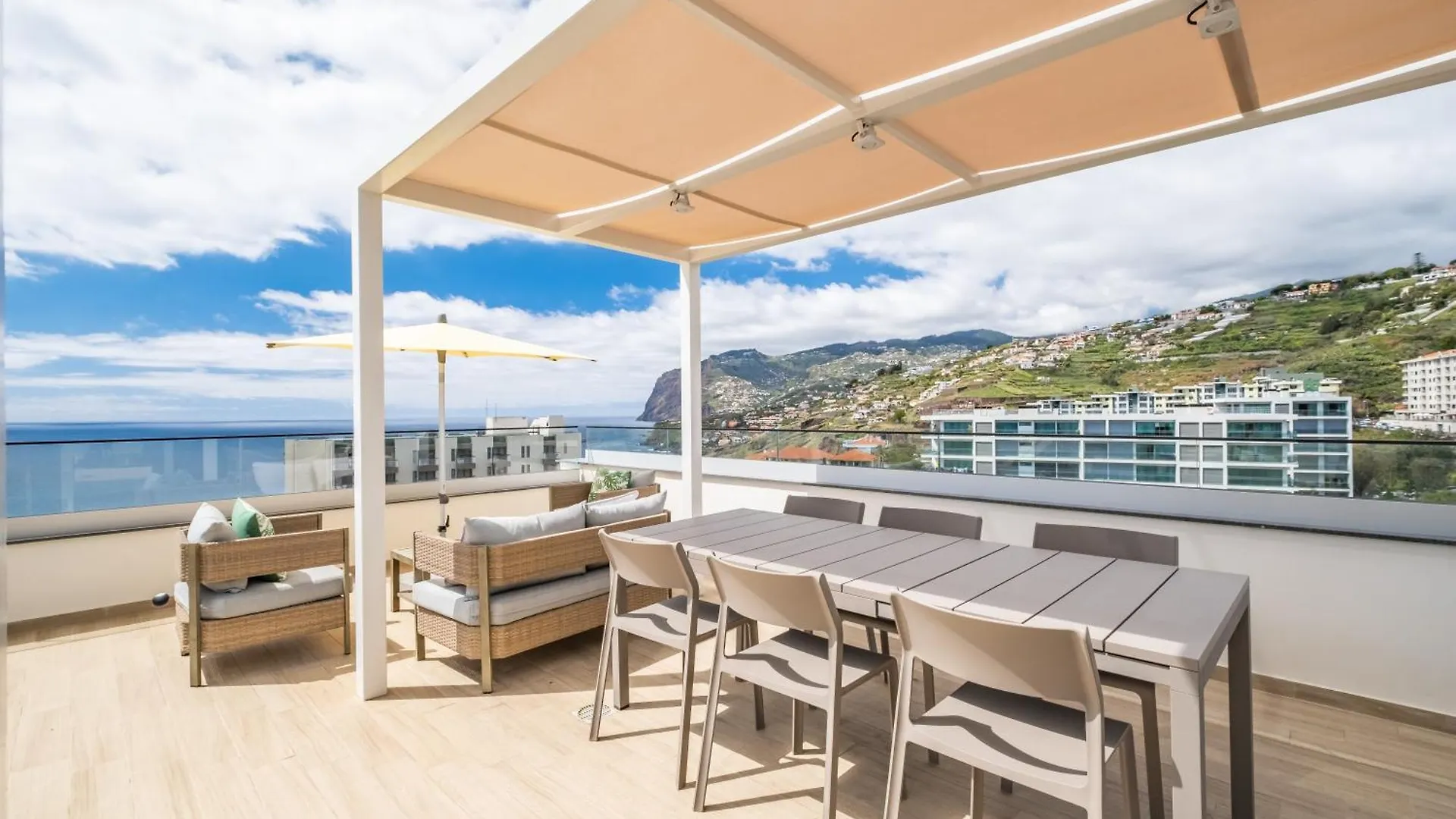 Skyview Penthouse Apartment By Mhm Funchal  0*, Funchal (Madeira)